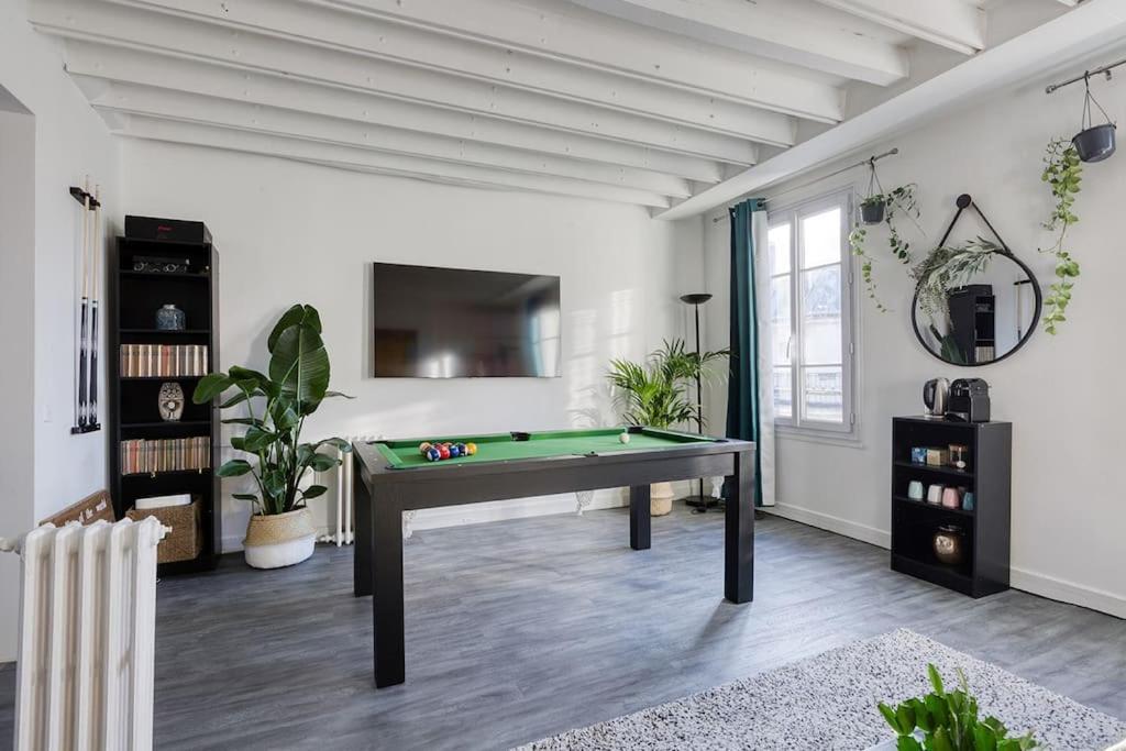 Nice Flat With Billard And View París Exterior foto